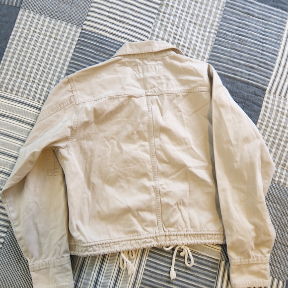 Jacket - Picture 4 of 5